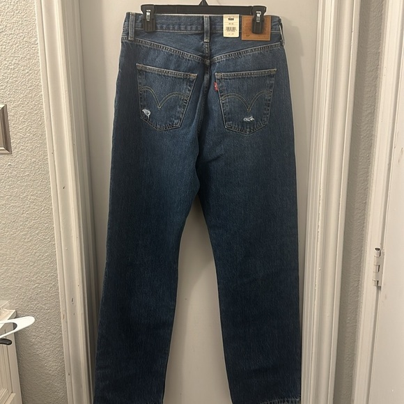 NWT Levi's® Premium
501® ‘90S WOMEN'S JEANS 28X32 - Picture 12 of 17